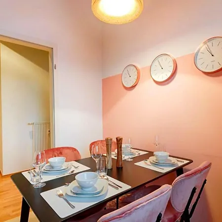 Rum i privatbostad Soulhouse Aparts Constanţa